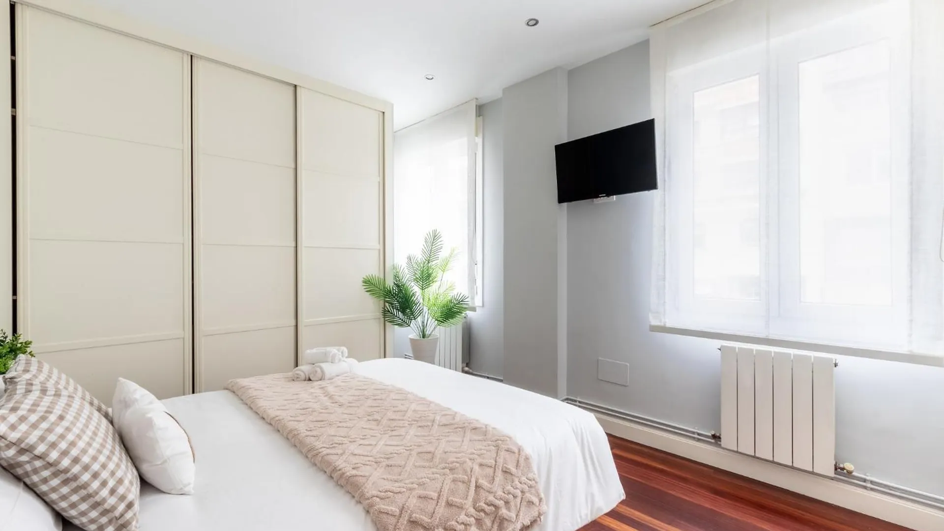 Apartamento Bilbao Tranvia 51 0*,
